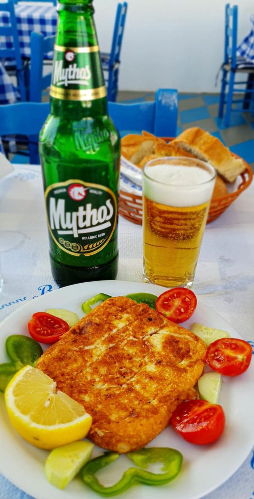 Comer en Santorini